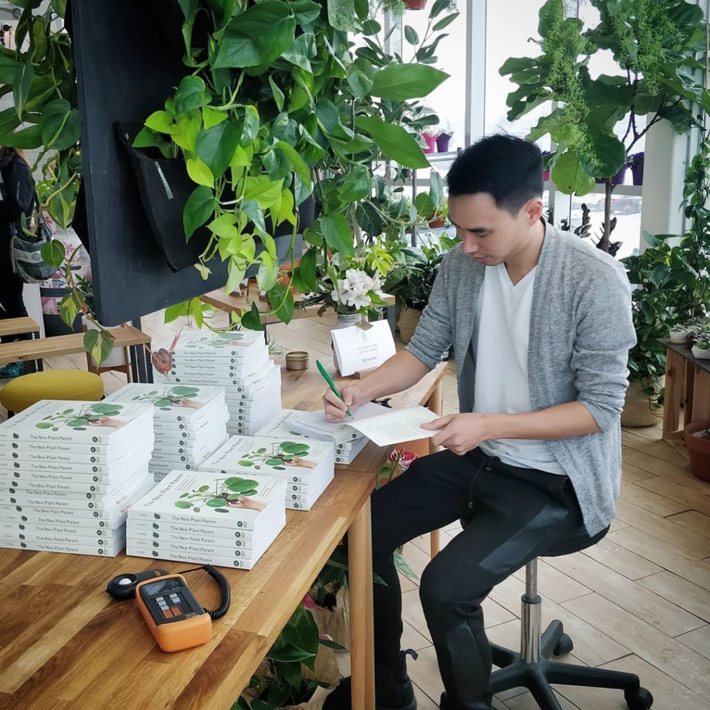 houseplantjournal: Thanks to @botanifulyeg for bringing me and my wife out to Edmonton to meet the … Thanks to @botanifulyeg for bringing me and my wife out to Edmonton to meet the ...