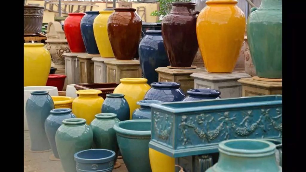 gardendesignmag: Want to create a dynamic plant pot pairing? @debralbaldwin shares these two grea… Want to create a dynamic plant pot pairing? @debralbaldwin shares these two grea...