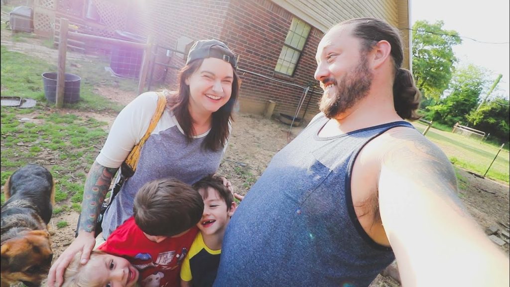 Turdilizer (and Happy Anniversary to us!) | VLOG