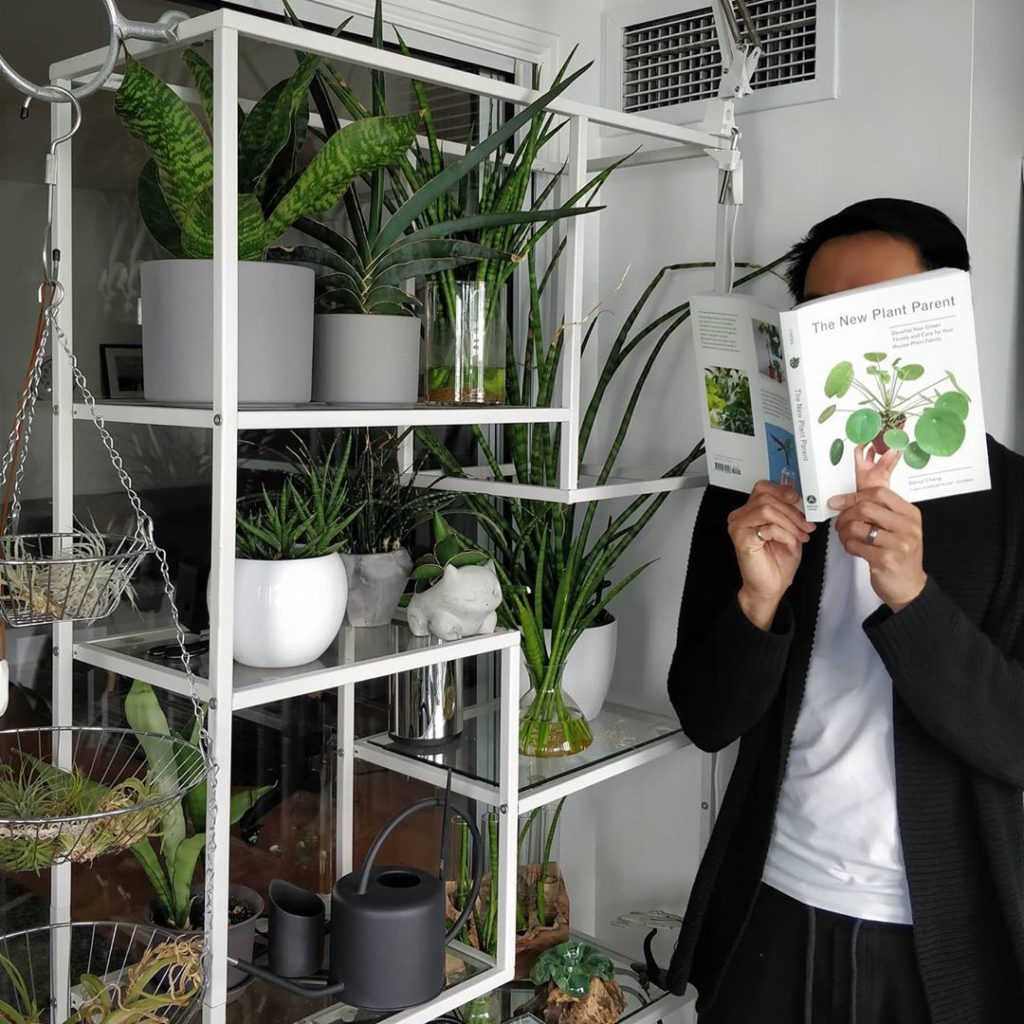 Hey  Canadian friends! Shop Canadian and support Canadian booksellers! I'm *hono...