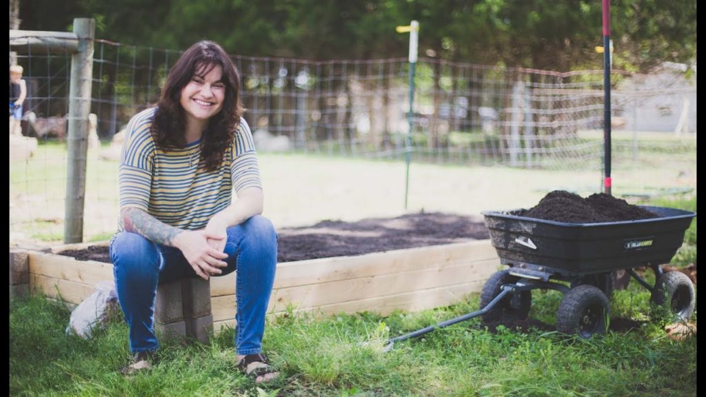 Roots and Refuge Farm: Build this Raised Garden Bed with NO TOOLS or BUILDING SKILLS | Gardening Tips and Advice Build this Raised Garden Bed with NO TOOLS or BUILDING SKILLS | Gardening Tips and Advice