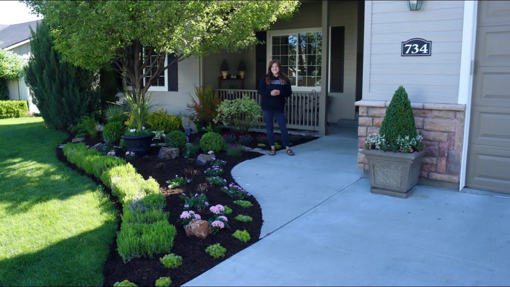A Flower Bed Makeover for Mother’s Day! 🥰❤️// Garden Answer