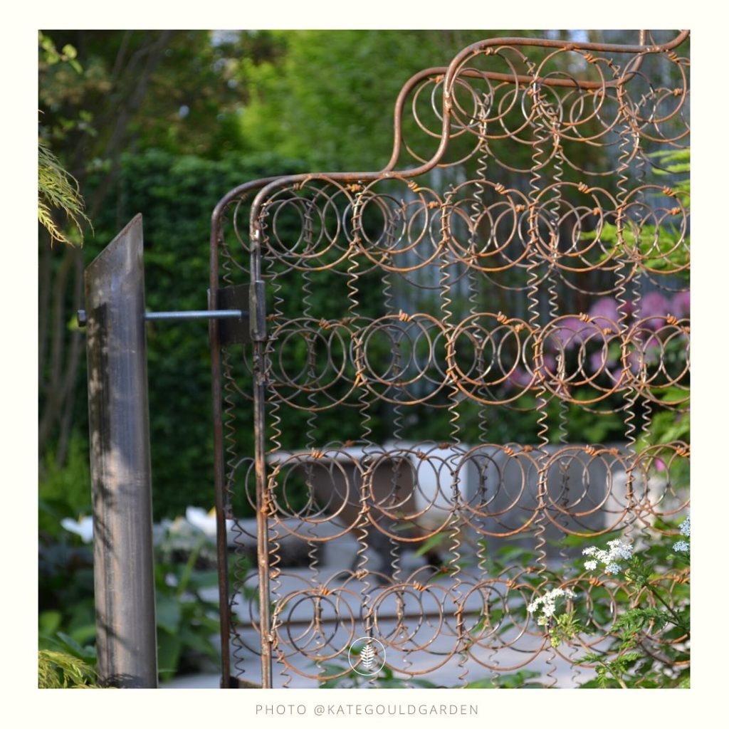 It’s amazing what you can do with what you might think is ‘junk’. Upcycle and re...