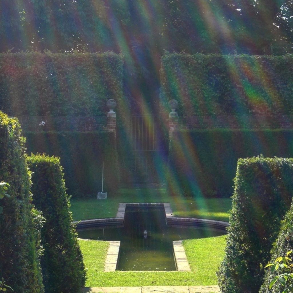 richardmiers: I love the simplicity of hedges, the way they define boundaries, shelter, shephe… I love the simplicity of hedges, the way they define boundaries, shelter, shephe...