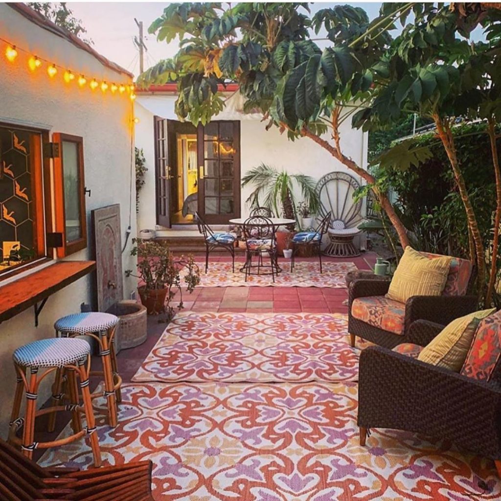 thejungalow: #beforeandafter of Jungalow founder @justinablakeney’s back yard.
“The last sli… #beforeandafter of Jungalow founder @justinablakeney’s back yard.
“The last sli...