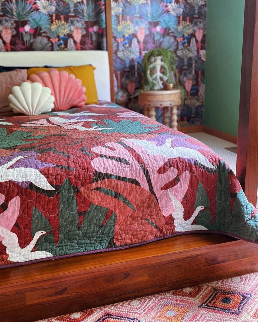 @kel_evelyn_ giving us allllll the jungaliciousness!! ...