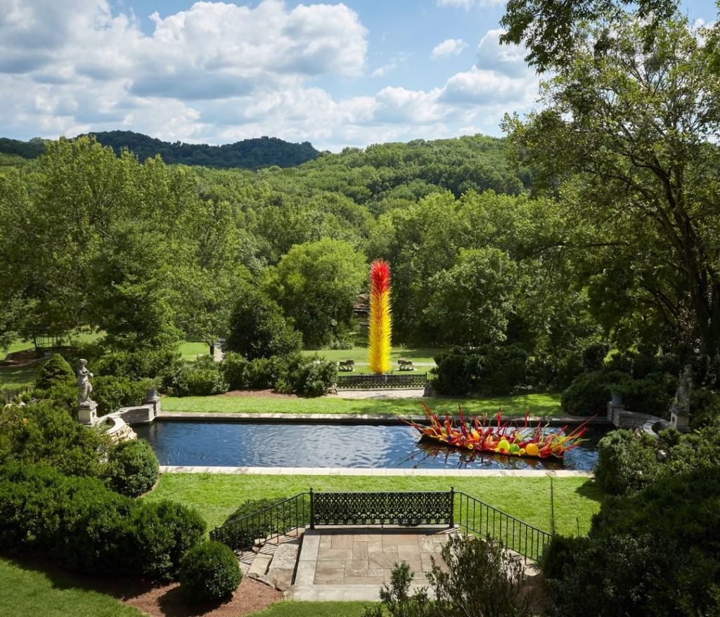 gardendesignmag: Now on display: @chihulystudio at @cheekwood in Nashville! Experience the stunni… Now on display: @chihulystudio at @cheekwood in Nashville! Experience the stunni...
