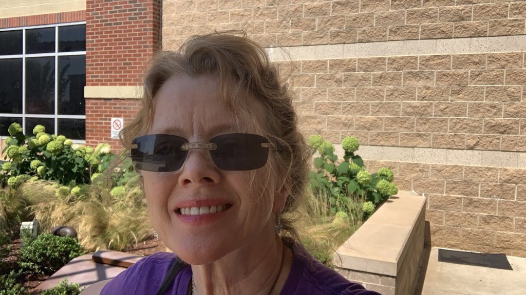 QUICK Check in from Bellevue