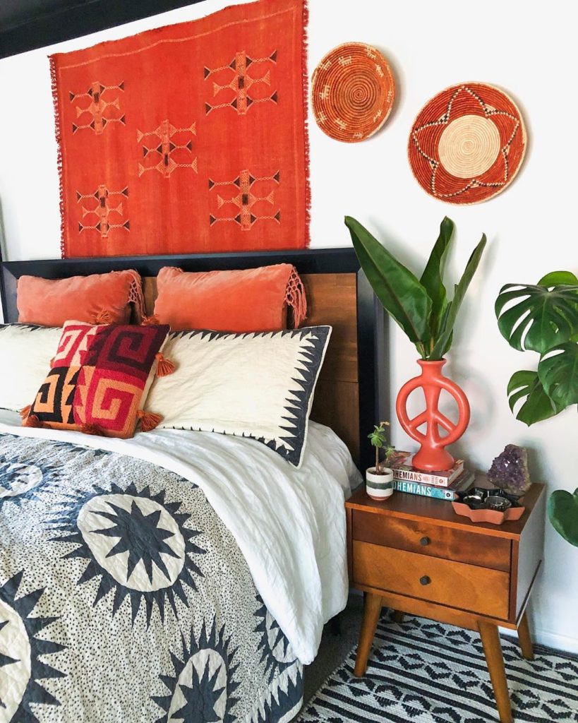 ALL ZEE VIBES at the home of our very own @pipermenell  we are suckers for some ...