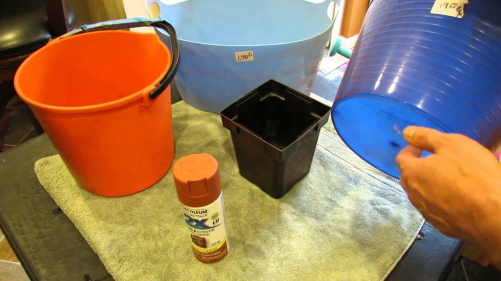 Gary Pilarchik: 60 Seconds or Sow: Refinish Cheap Garden Containers with Spray Paint – The Rusted Garden 2013 60 Seconds or Sow: Refinish Cheap Garden Containers with Spray Paint - The Rusted Garden 2013