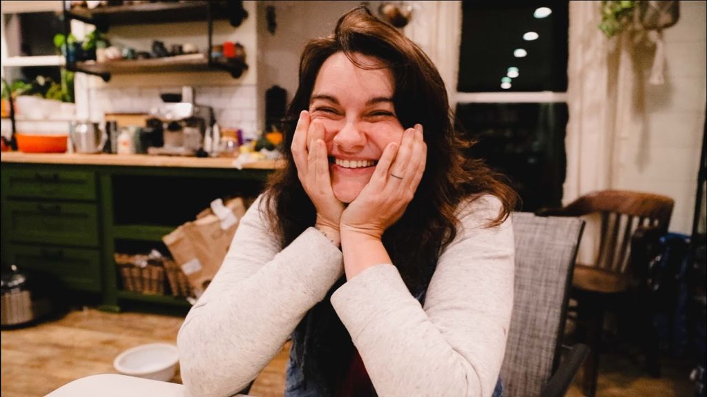 Points for perspective (The garden is still lovely) | VLOG