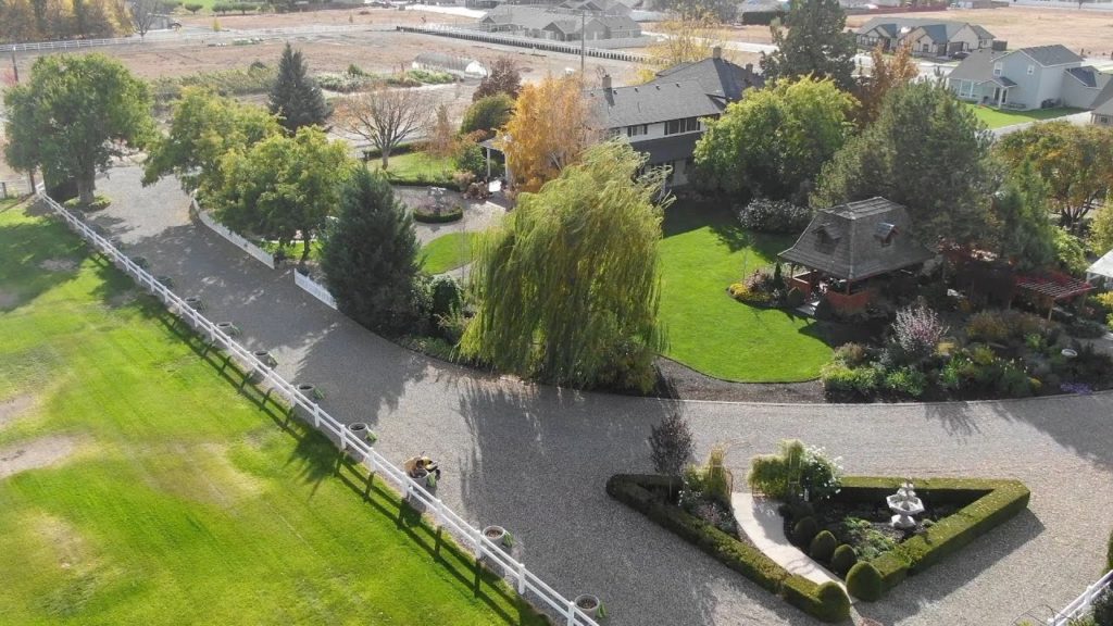 750 Daffodils Planted Today! 🙌💚🌷// Garden Answer