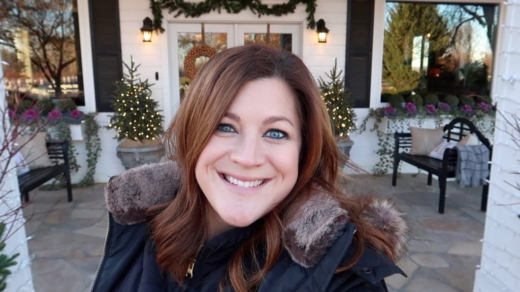 Garden Answer: Putting Out a Few Porch Decorations + a Very Exciting Light Installation!!! 🎄💡🥰 // Garden Answer Putting Out a Few Porch Decorations + a Very Exciting Light Installation!!! 🎄💡🥰 // Garden Answer