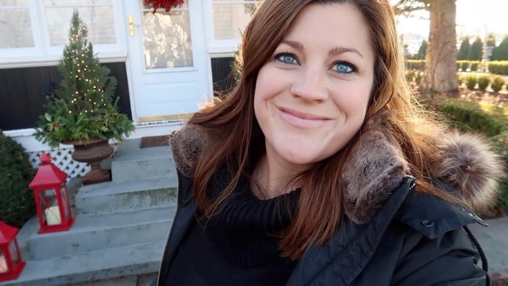 Finishing Up a Few Winter Containers! 🎄❄️🥰 // Garden Answer