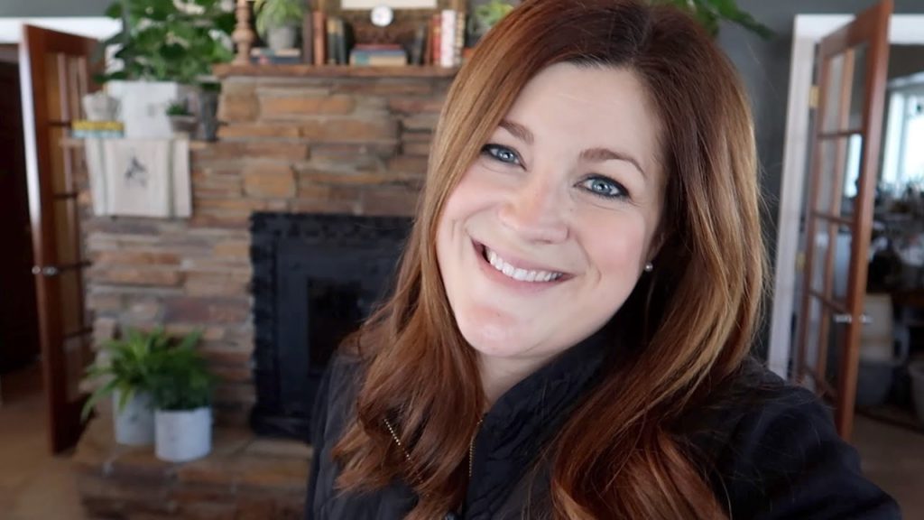 Arranging Plants on Our Mantel for Spring! 🌿☀️💚 // Garden Answer