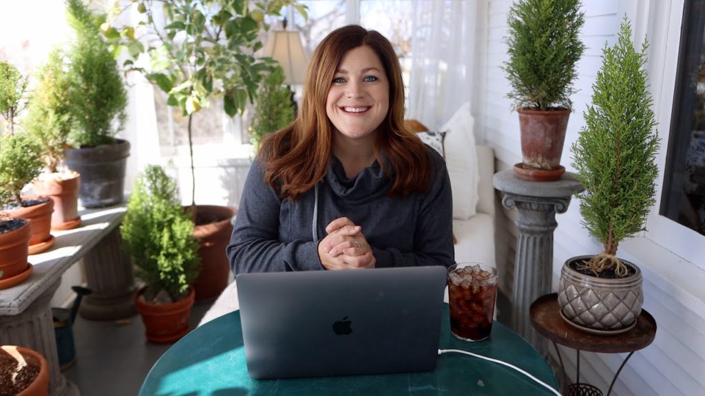 Garden Answer Highlights: Do You Get Nervous Knowing How Many People Watch? // How Do You Make a Living? // Recap 🌿 Do You Get Nervous Knowing How Many People Watch? // How Do You Make a Living? // Recap 🌿