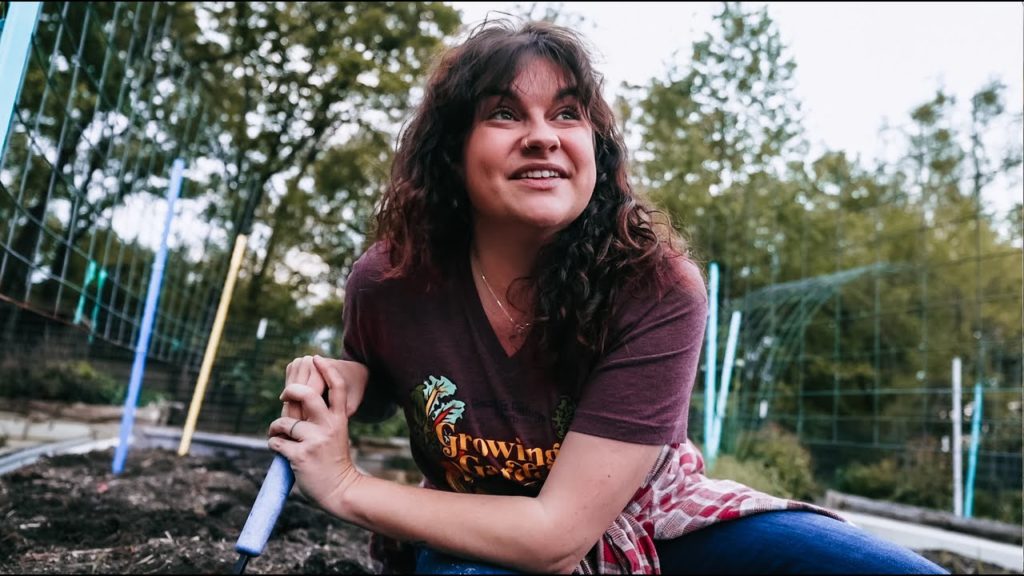 Grass Pruning (The Classroom) | An honest heart talk talk while weeding