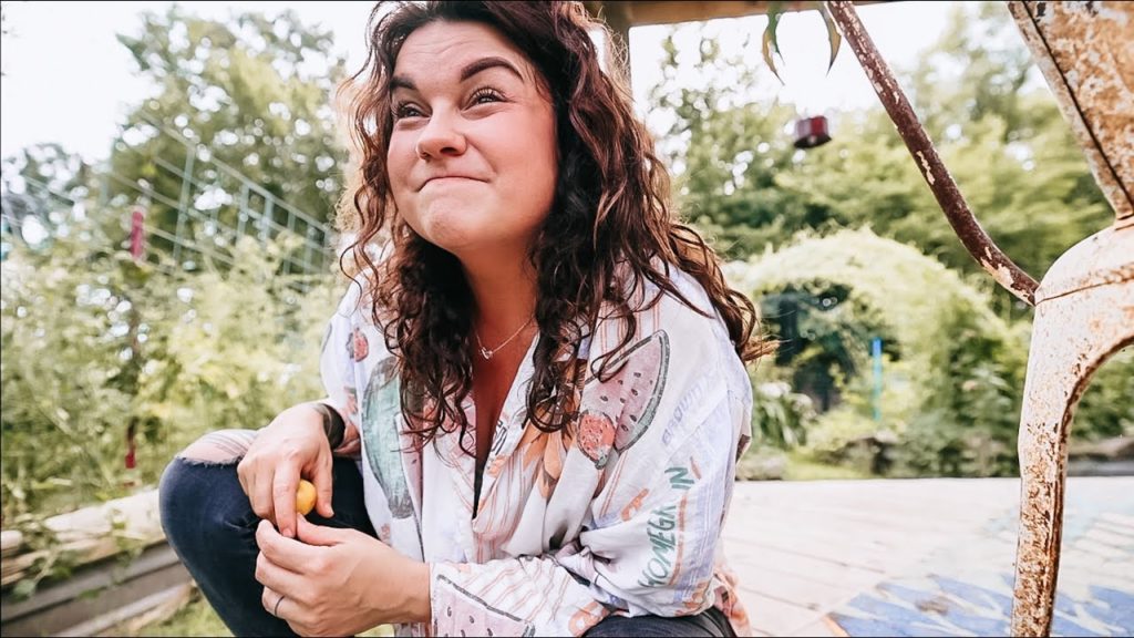 Roots and Refuge Farm: They're Stressed, Bless 'Em. (Tomato talk and a HUGE goat) | VLOG They're Stressed, Bless 'Em. (Tomato talk and a HUGE goat) | VLOG