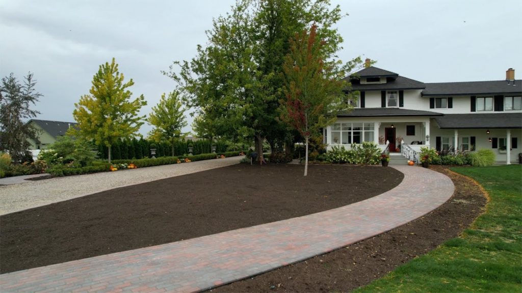 Garden Answer: Spreading Compost and Planting a New Hibiscus Variety! 🌿 // Garden Answer Spreading Compost and Planting a New Hibiscus Variety! 🌿 // Garden Answer