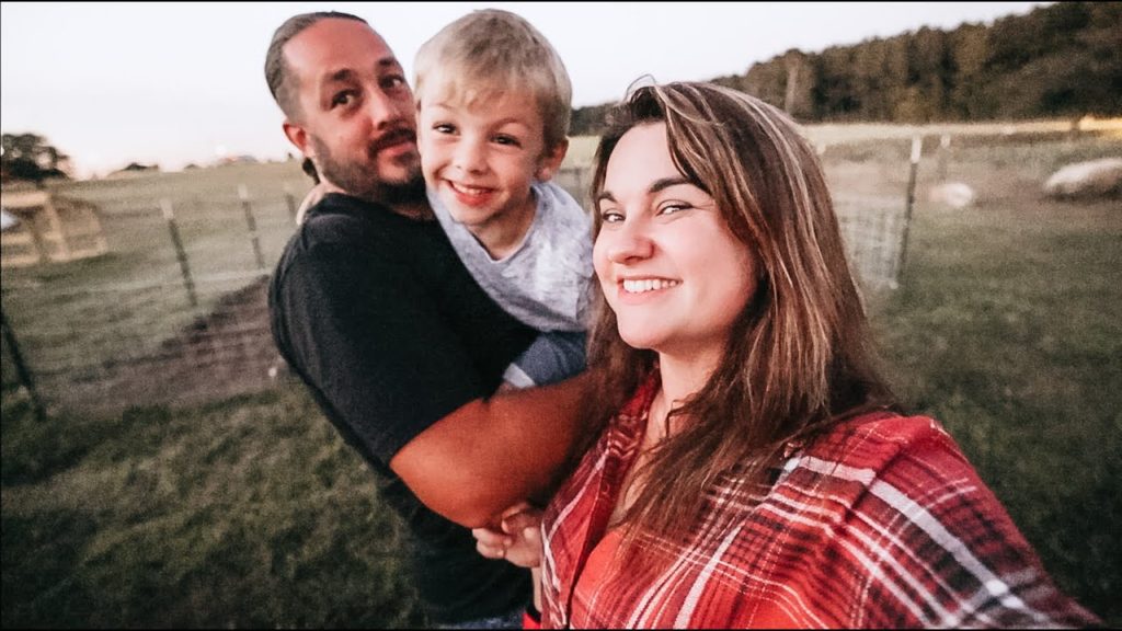 This Little Piggy Stayed Pregnant | VLOG