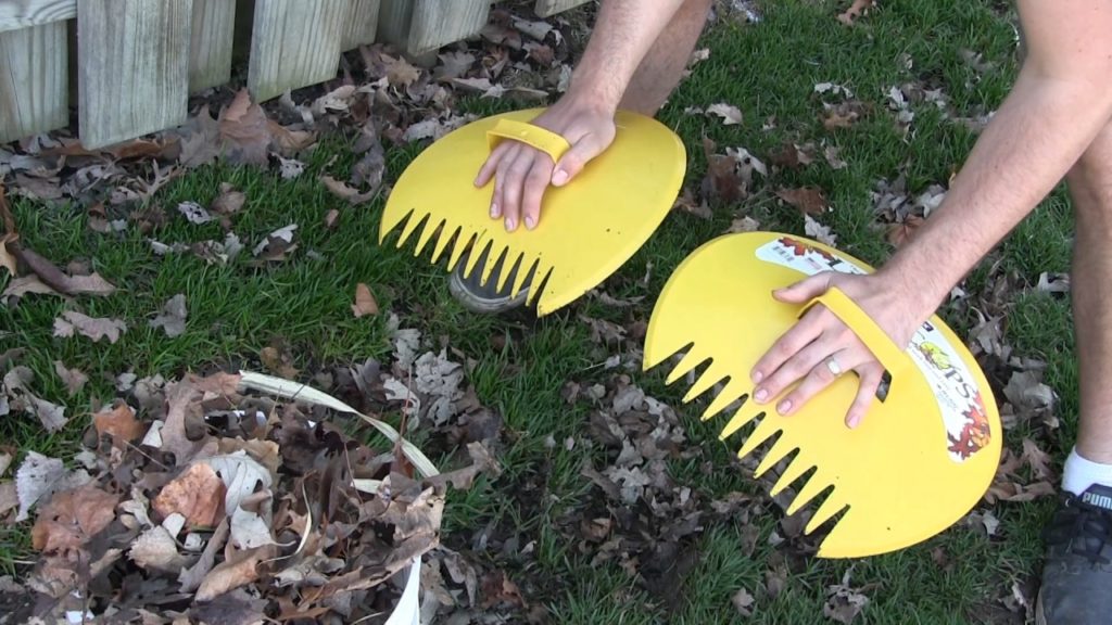 MIgardener: Worth It? Ep. 1 – The Leaf Scoop Worth It? Ep. 1 - The Leaf Scoop