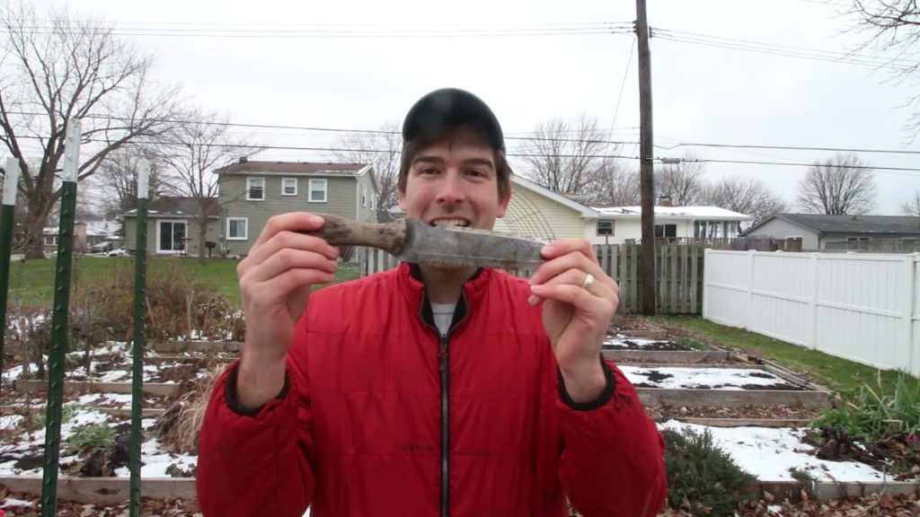 5 Amazing Tools Every Gardener Needs