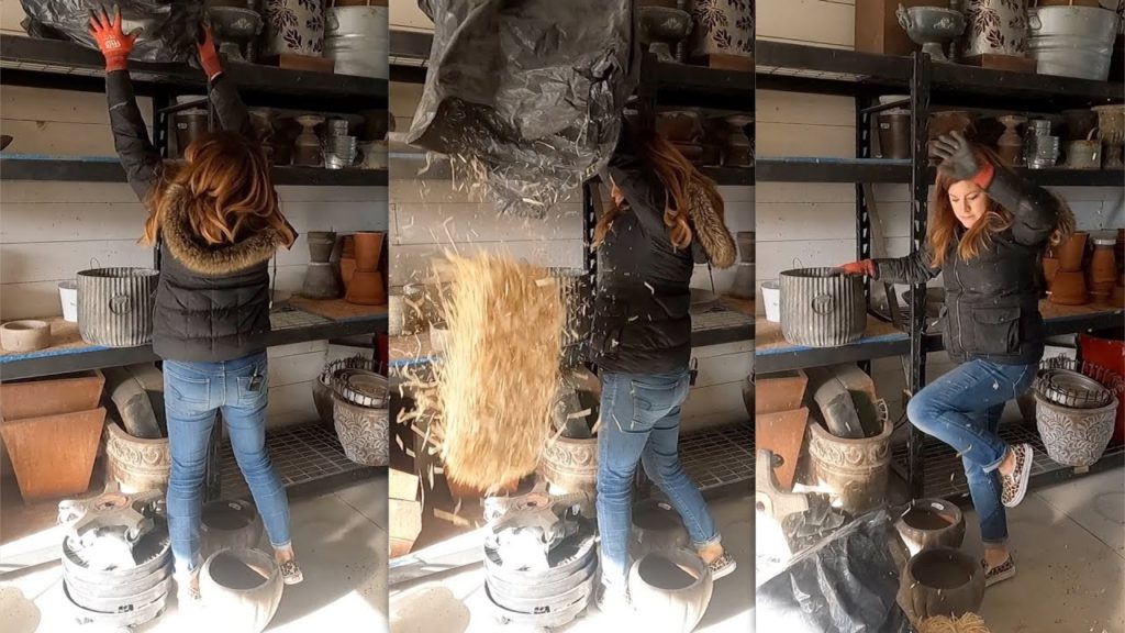 Organizing Our Messy Pot Shelves! 💪👍🙌 // Garden Answer