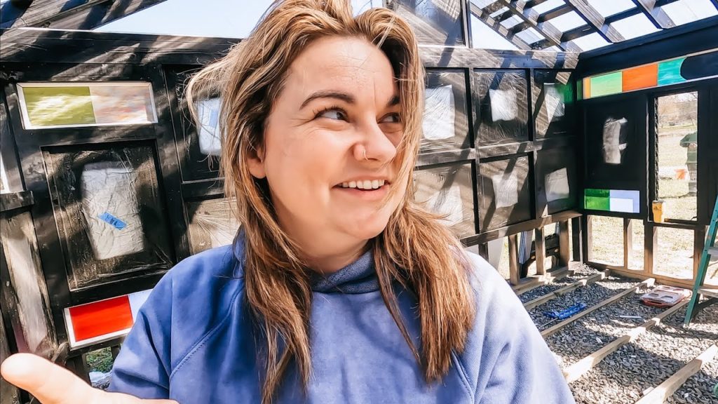 The greenhouse is almost done | VLOG
