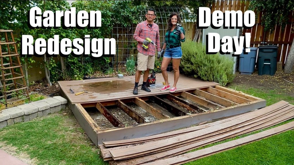 Garden Redesign - Demo Day! / Raised Bed Garden Series #4
