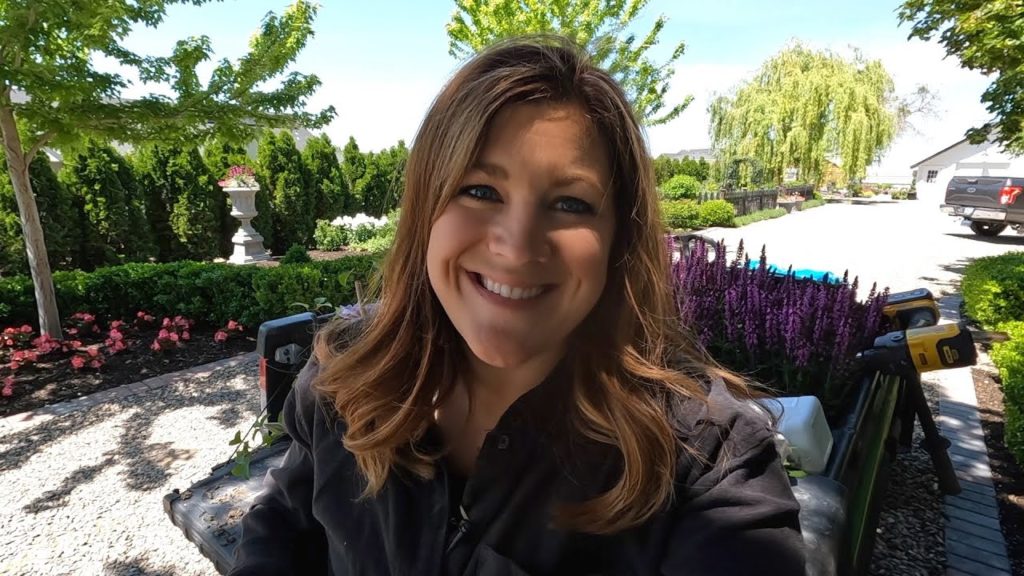 Garden Answer: Planting the Most Beautiful Clematis & Salvia! 💙💗💙 // Garden Answer Planting the Most Beautiful Clematis & Salvia! 💙💗💙 // Garden Answer