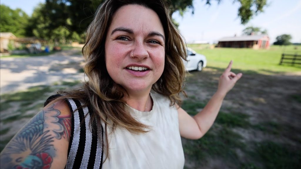 The cottage garden is coming together | VLOG