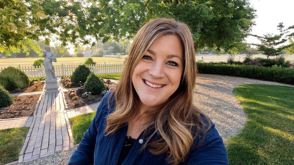 Planting New 2023 Roses, Japanese Maple & Beautybush + Elderberries! 🌿🙌😍 // Garden Answer