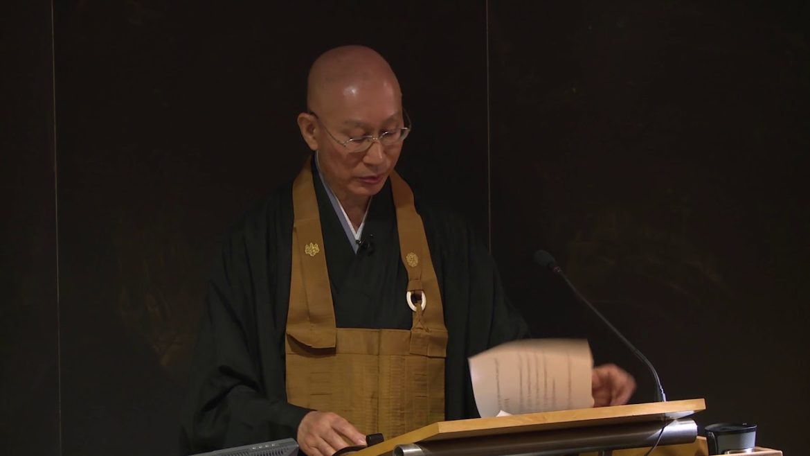 Shunmyo Masuno: “The Art and Philosophy of Zen Garden Design” Shunmyo Masuno: "The Art and Philosophy of Zen Garden Design"