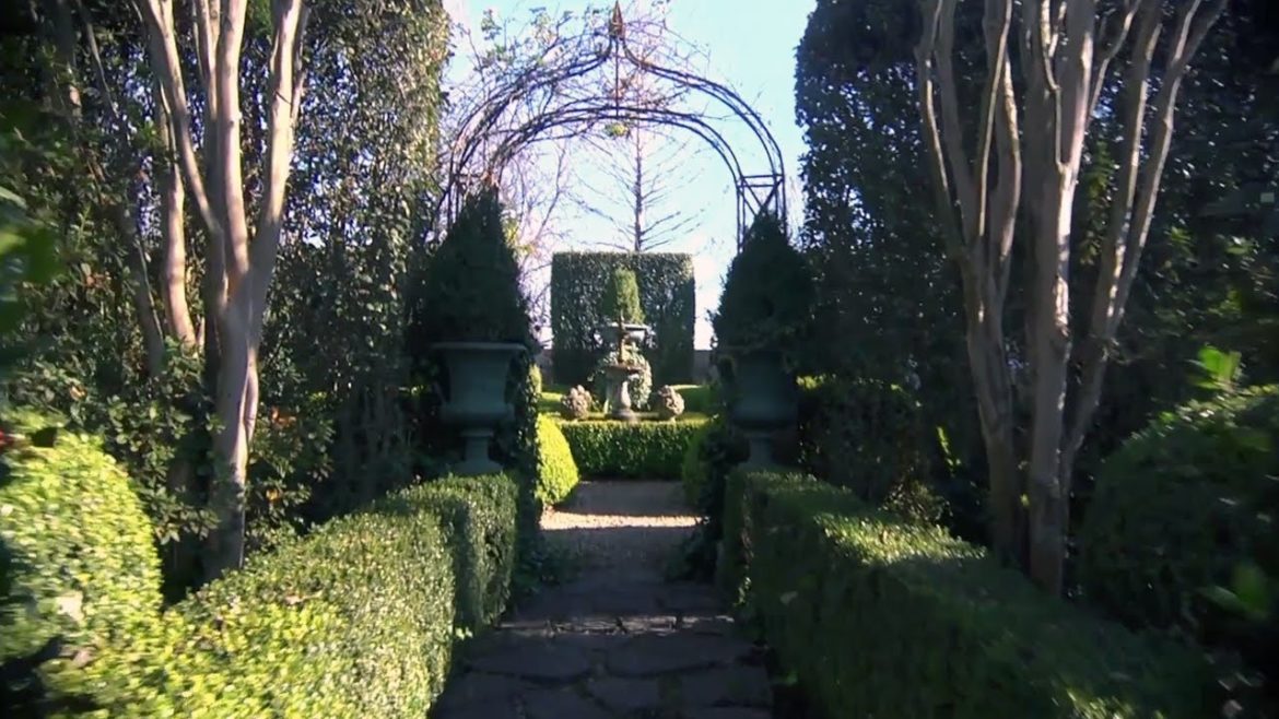 Formal Garden Design | At Home With P. Allen Smith