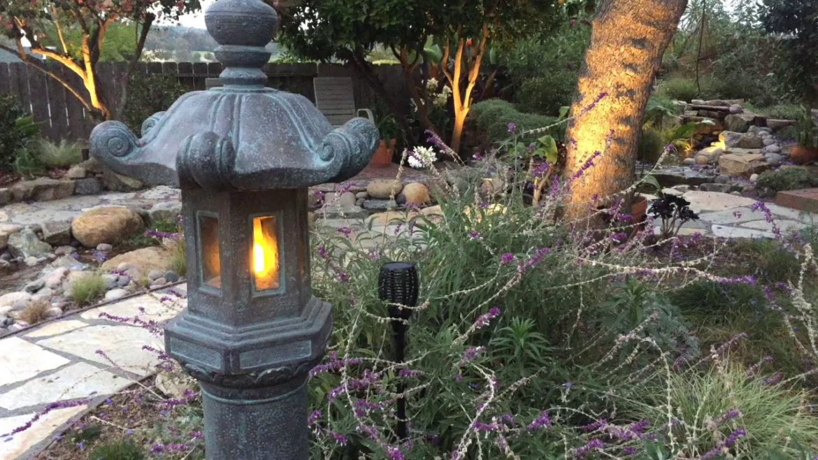 Japanese garden lantern flickering LED retrofit