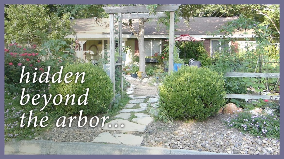 Front Lawn Garden: Food Production So Beautiful!