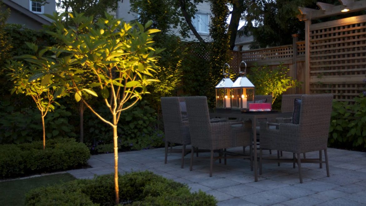 How To Turn A Small Backyard Into An Elegant Oasis How To Turn A Small Backyard Into An Elegant Oasis