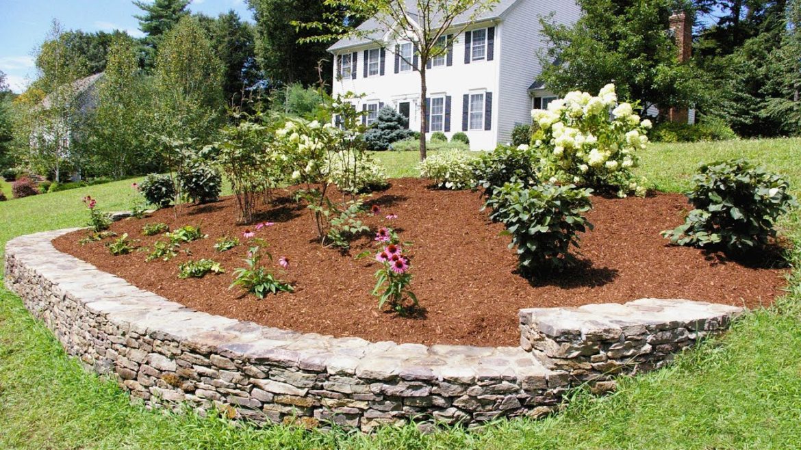 Landscaping Ideas for a Front Yard: A Berm for Curb Appeal