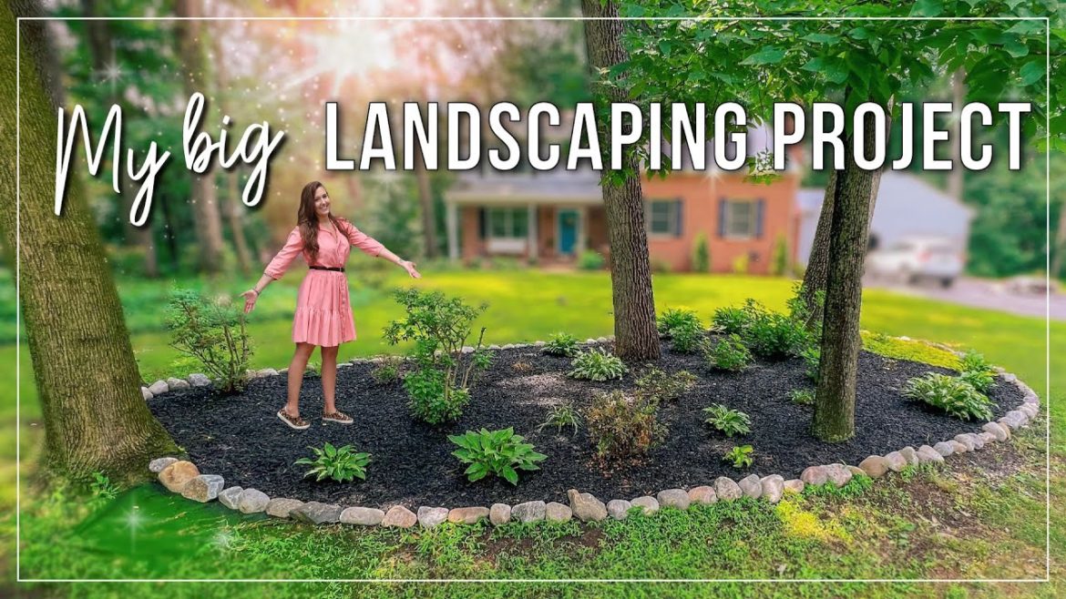 Front Yard Landscaping | Front Garden Makeover | Mulch Landscaping Ideas