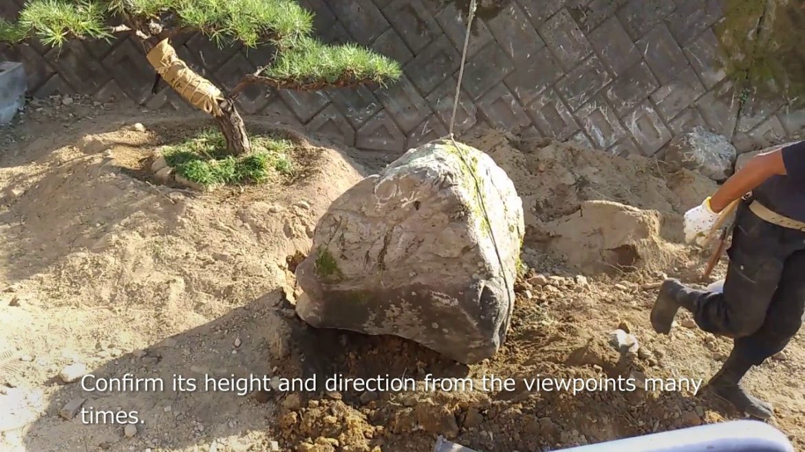 Japanese Garden Technique -Garden Stone Arrangement  Earth Retaining - Landscape OHTA NIWAISHI