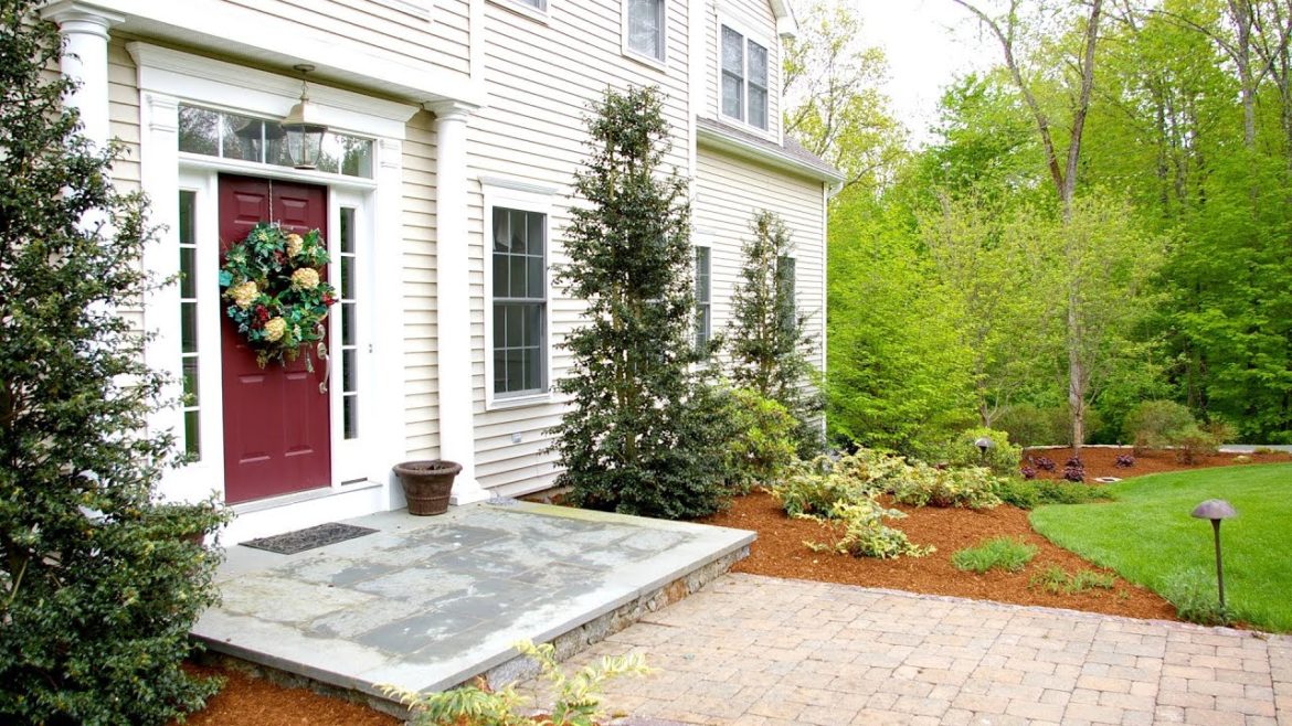 Front Yard Landscaping Ideas | Oxford CT Landscape Designer