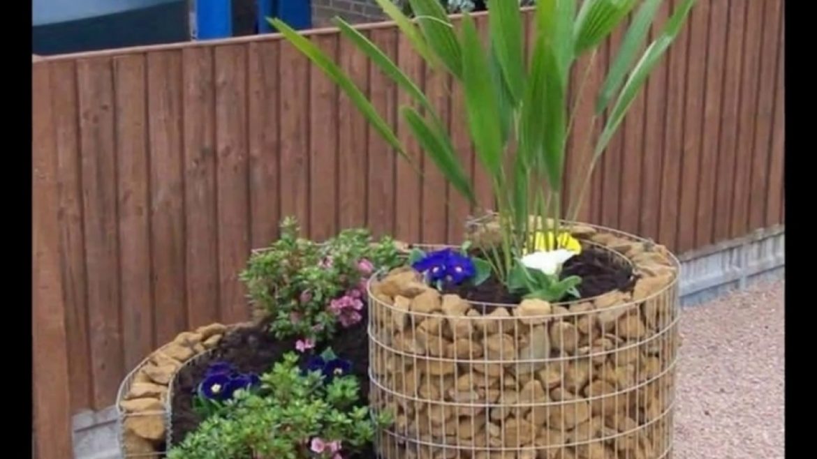 Small garden spaces Small garden spaces