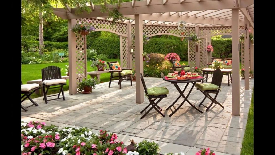 Backyard Designs | Small Backyard Designs | Backyard Landscaping Designs