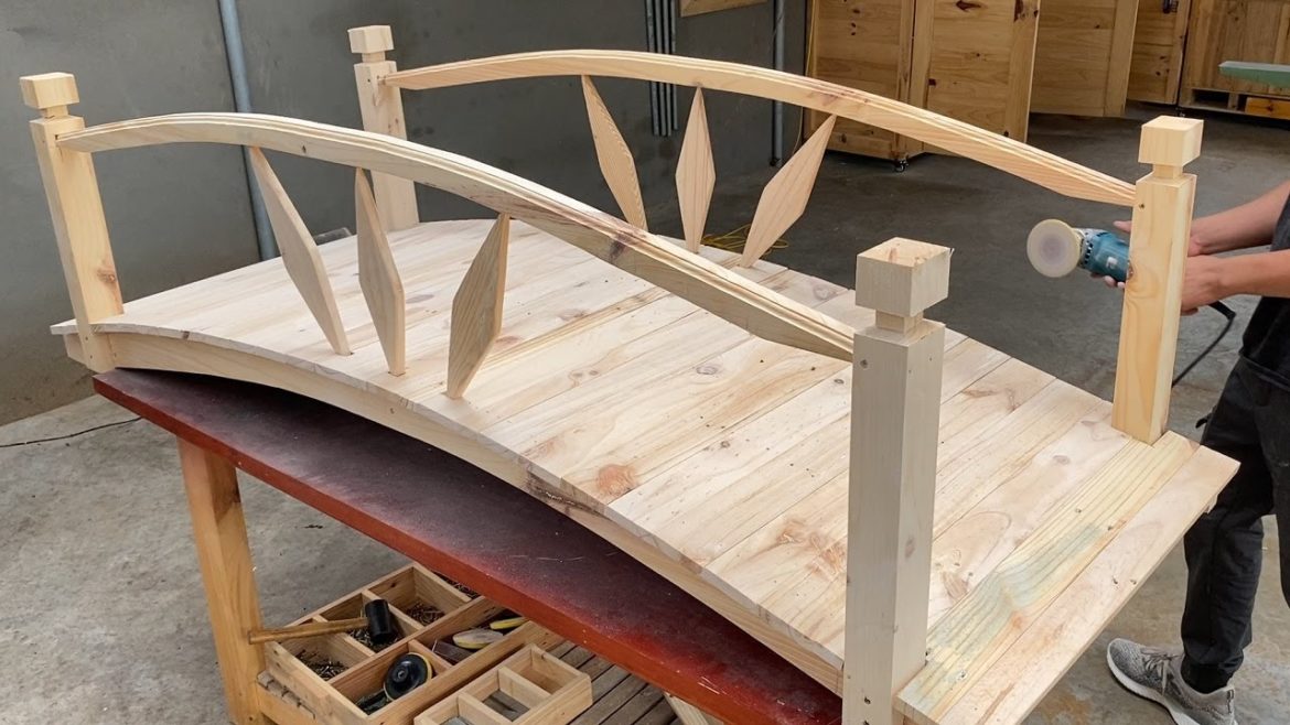 Garden Bridges You'll Love for Your Own Home //  Incredible And Varied Garden Bridge Designs