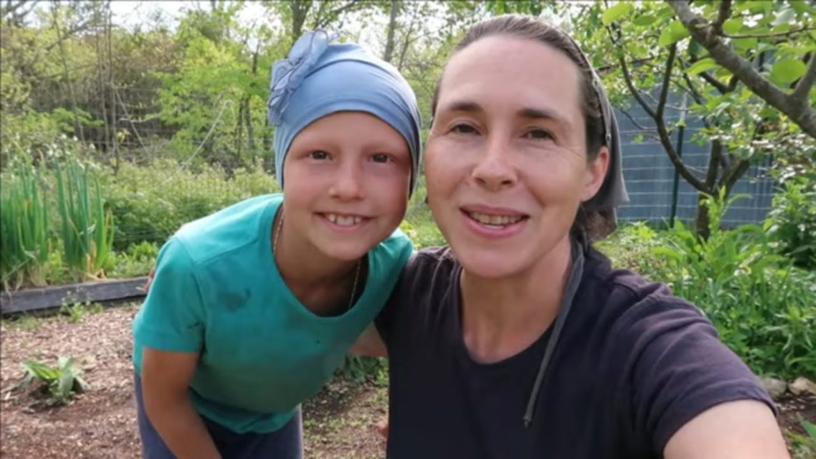 Time To Answer Your Questions! - Favorite Resources, Gardening Tips, Why No Hair, and More