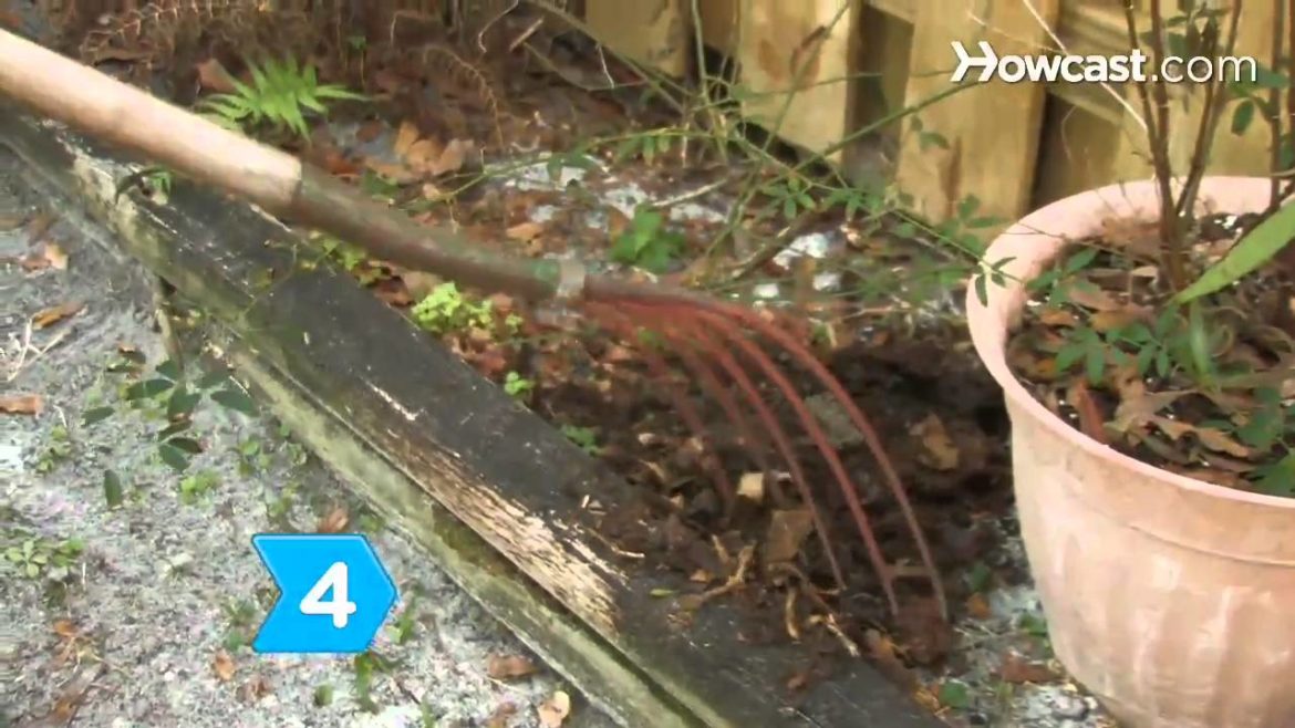 How to Recognize Gardening Tools & Their Uses