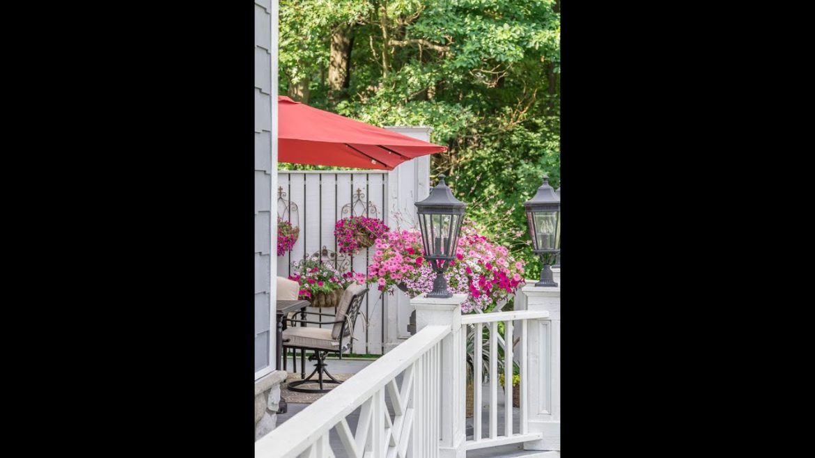 Upper Deck Garden Tour || Container Garden Update 🌸