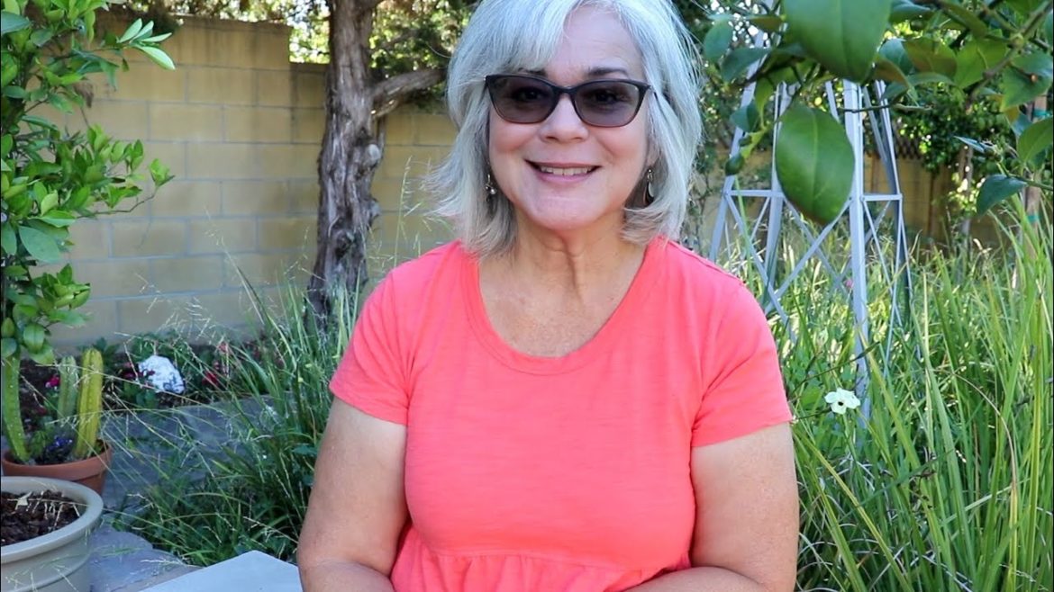 Garden Tour | Container Gardening | Cottage Garden