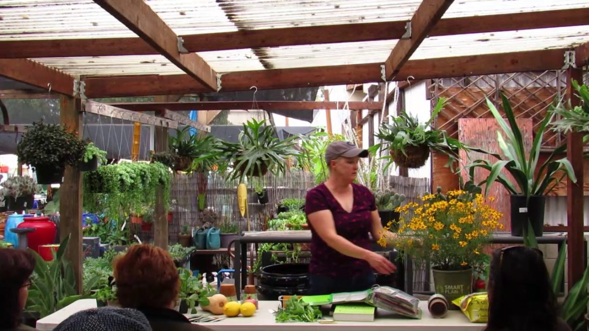 Winter Edible Gardening with Betty Winter Edible Gardening with Betty