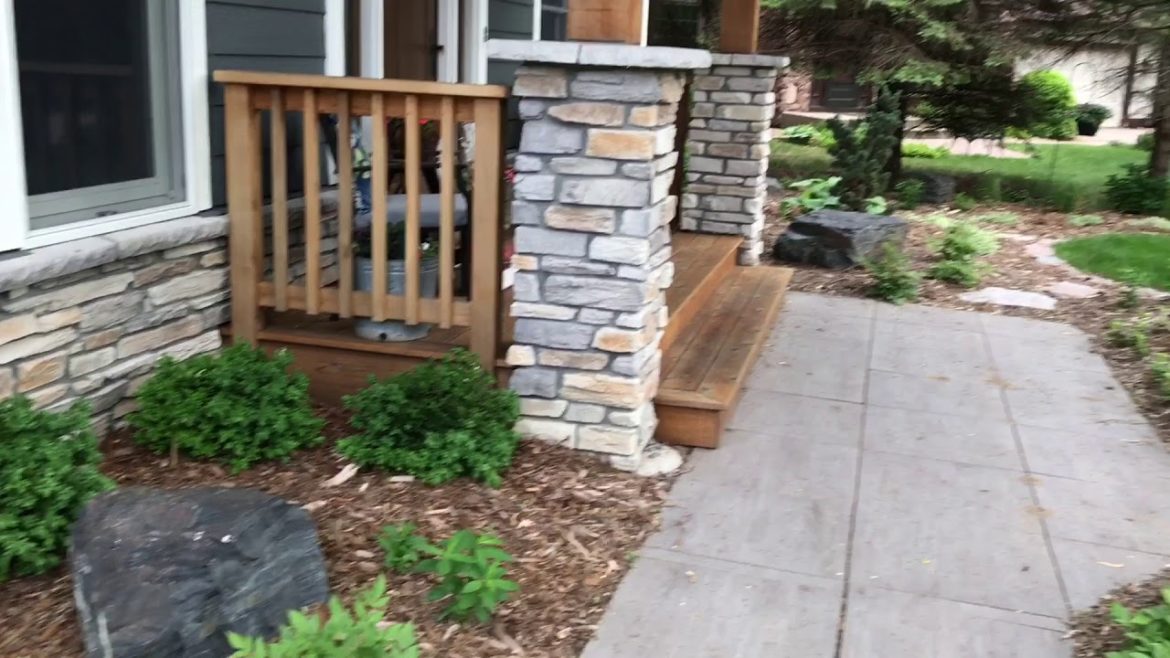 Small Front Yard Landscape Ideas